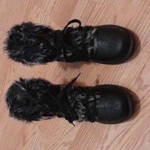 Wanted Size 9 w Faux Fur